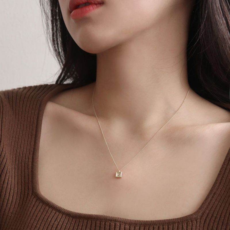 Less is more(レスイズモア)の「14K gold initial necklace (45cm)(Accessories)」