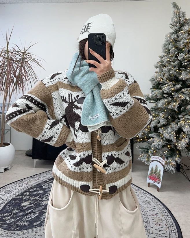 Bedin Nordic Toggle Knit Cardigan