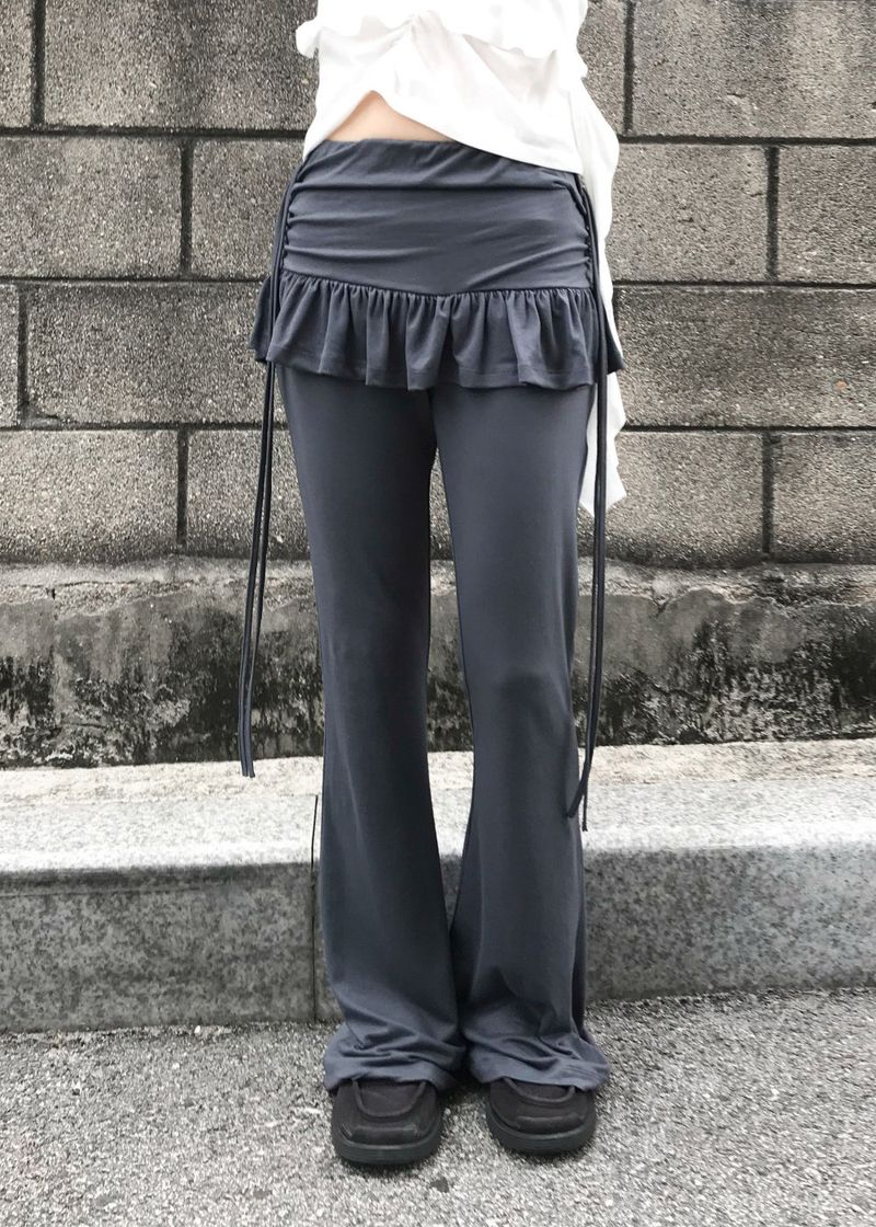 WOOHWA（ウファ）の「RUFFLE ON PANTS（Pants）」