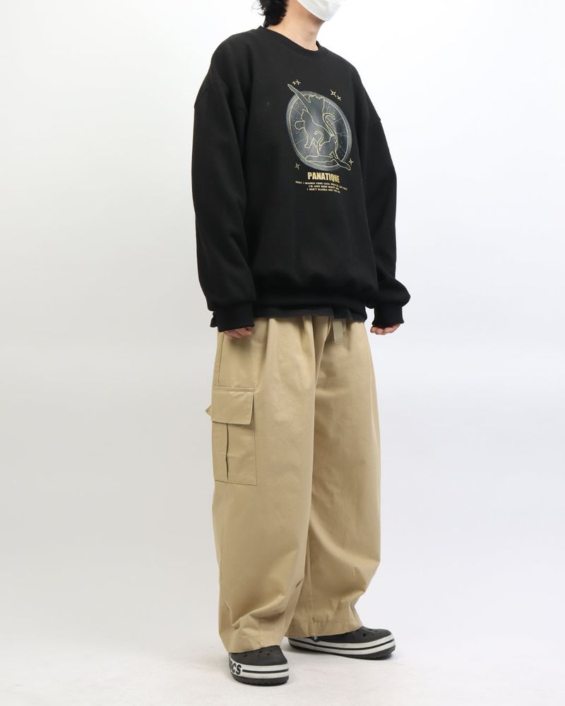 Circle Moon Cat Sweatshirt_Black