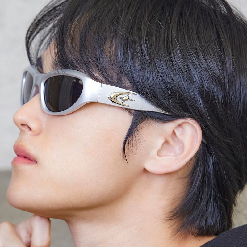 hybition（ハイビション）の「ノヴァ ブラック / ブラックUVレンズ（ファッション小物）」