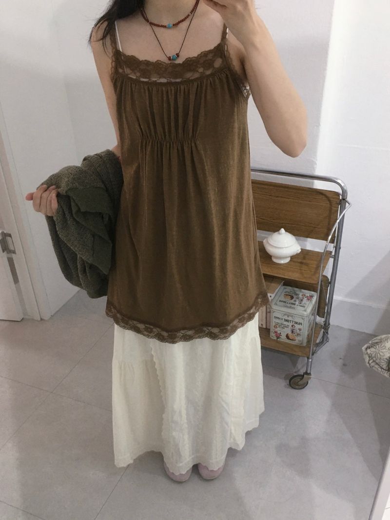 lace sleeveless shirt