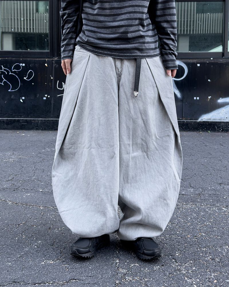 Folden Pigment Balloon Pants