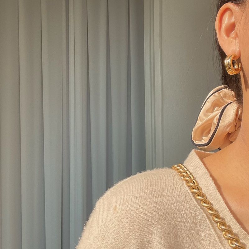 Isabelle Hoop Earrings