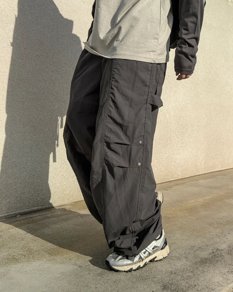 Dock rivet panel nylon pants