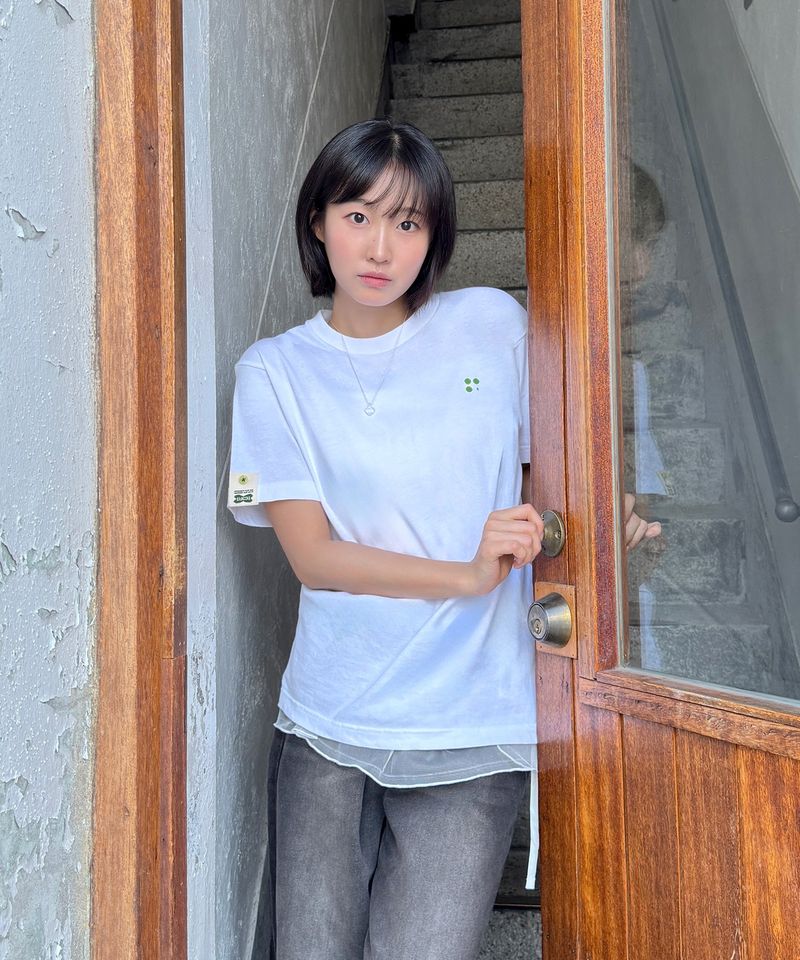 サークルトゥクローバー, ベーシックロゴ半袖Tシャツ_(ホワイト)
