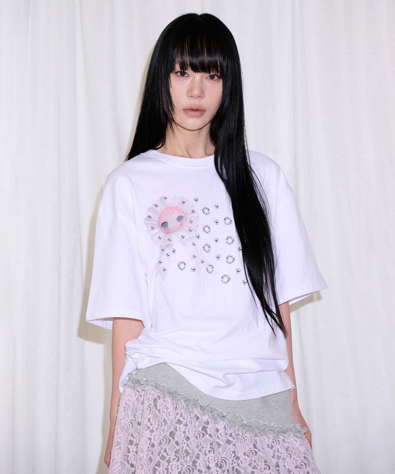 ITZAVIBE(イッザバイブ)の「ROSETTE EYELET T SHIRT(Tops)」