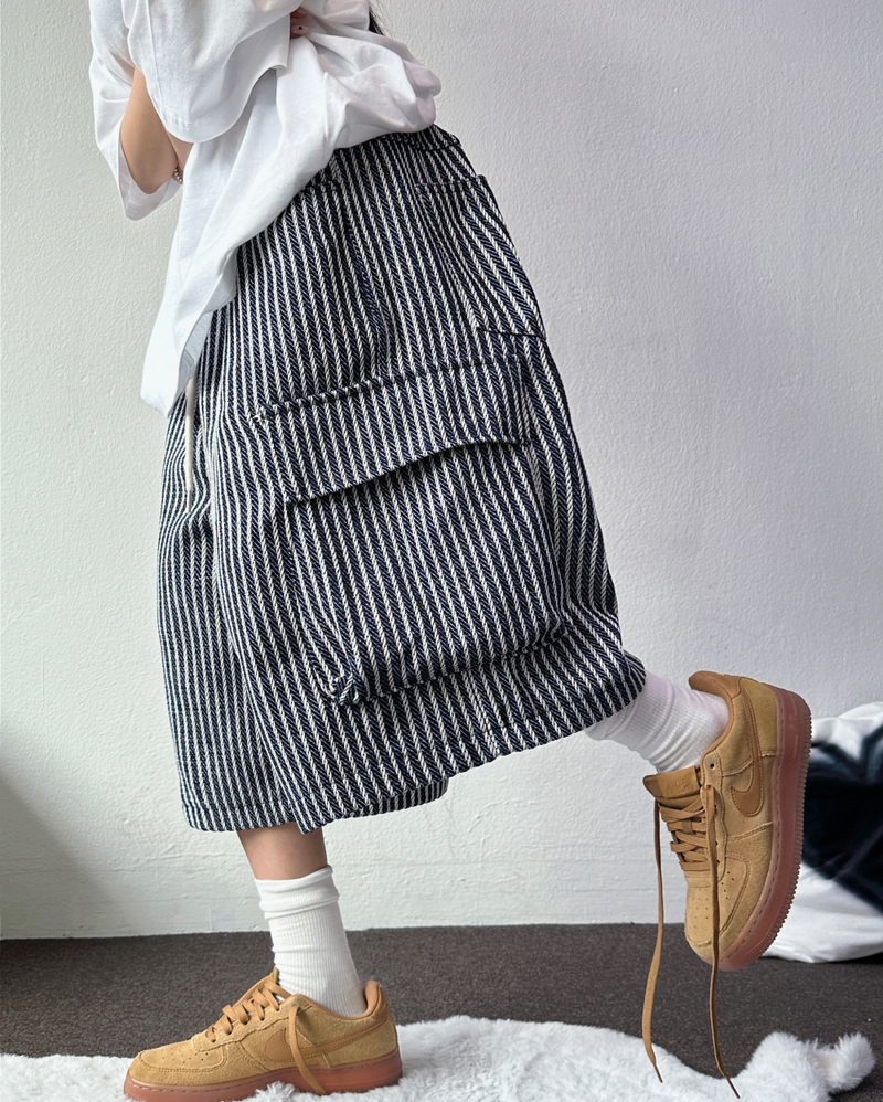 STRIPE CARGO BALLOON BERMUDA 💙🖤🤍2COLOR