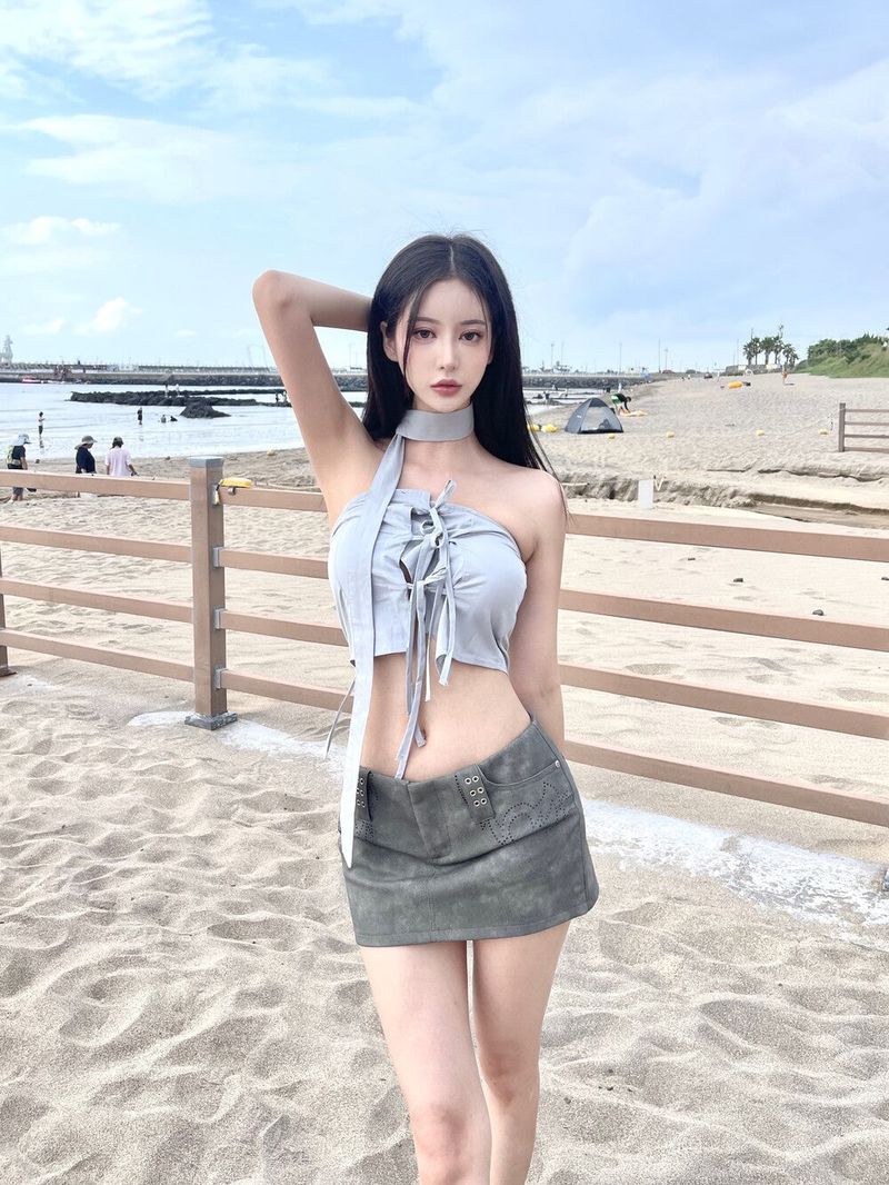 Seow（ソウ）の「1012. Ribbon scarf top (3color)（Tops）」