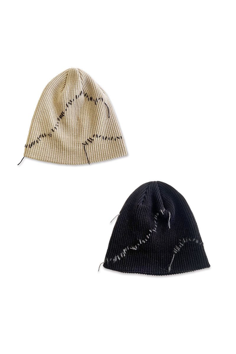 Wave Hand Stitch Detail Beanie / Beige