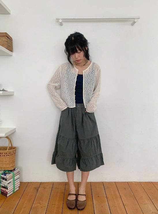 Leade Shirring Tiered Bermuda Banding Pants