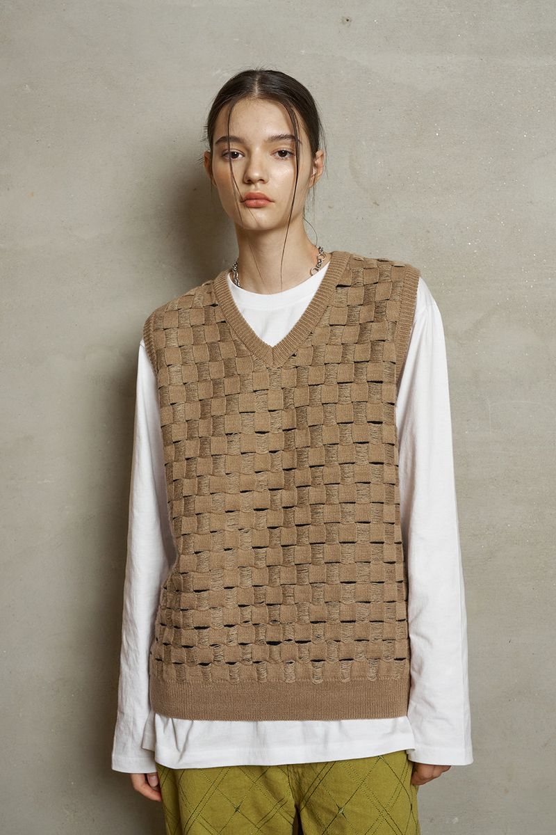 ROPE CHECKER KNIT VEST