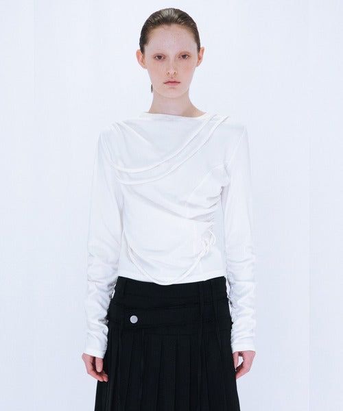 VIAVANDA（ヴィアヴァンダ）の「STRINGS LONG SLEEVE（Tops）」