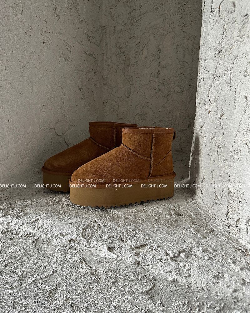 Cowhide Original Platform Ugg Boots