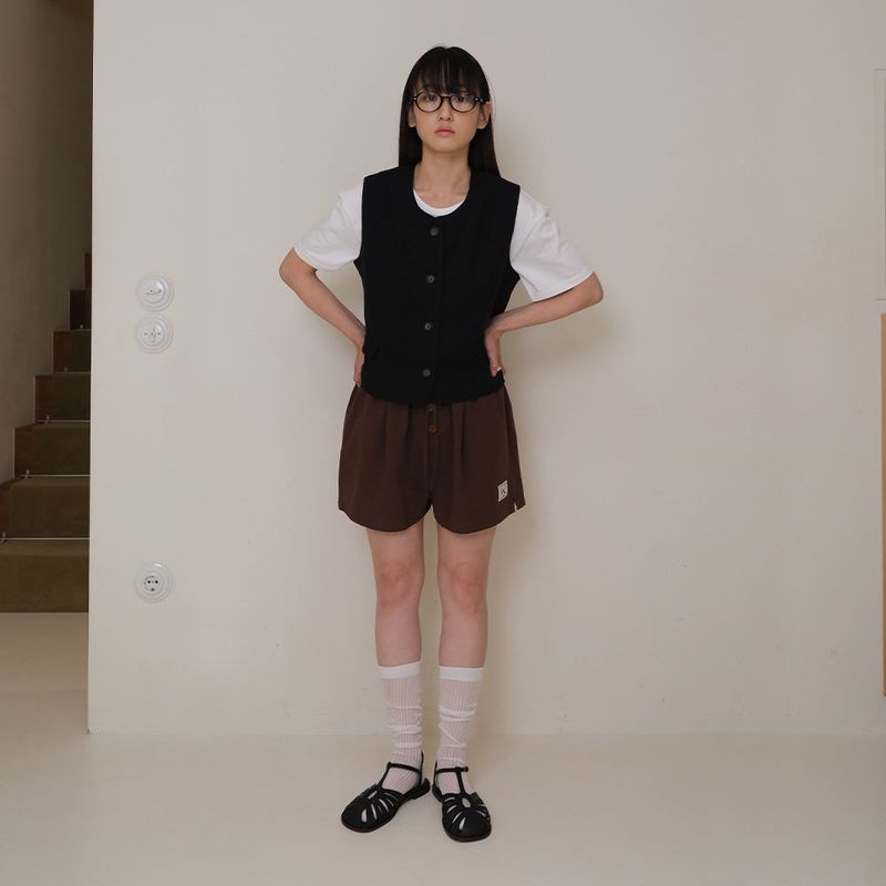 ブラックツイードボタンベスト