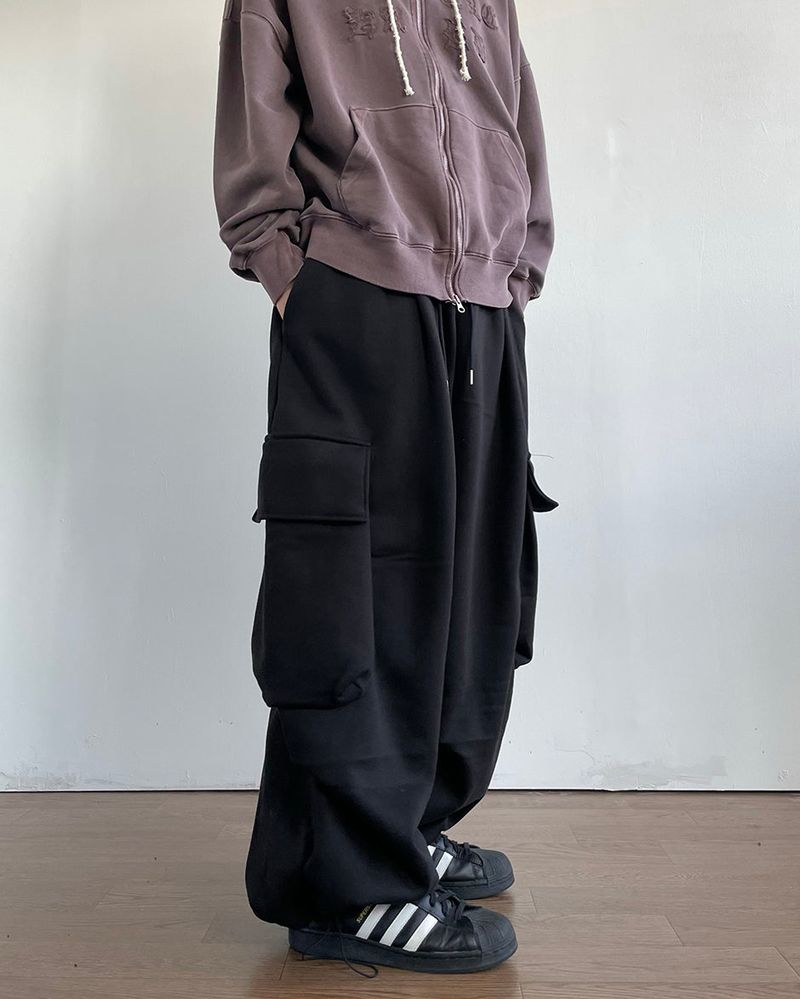 May Big Cargo Napping Sweatpants