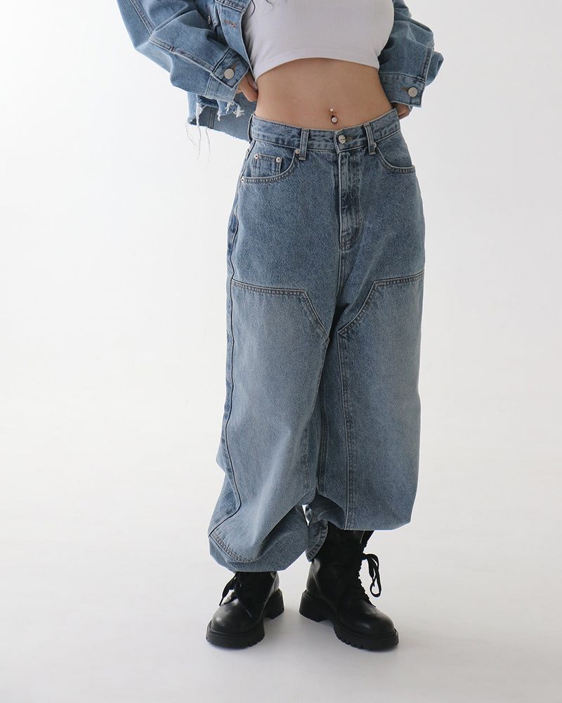 Puppy cropped jean jacket