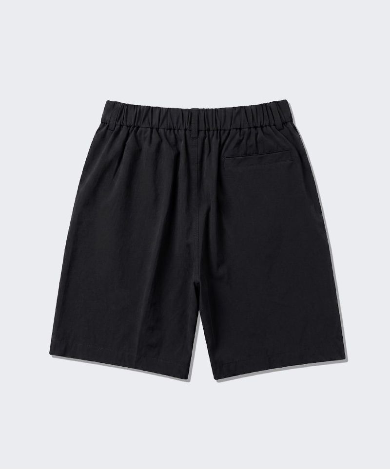 Nylon Stretch Double-Pleat Shorts Black