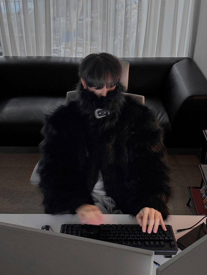 [Premium] ASCLO Western Buckle Fur Jacket