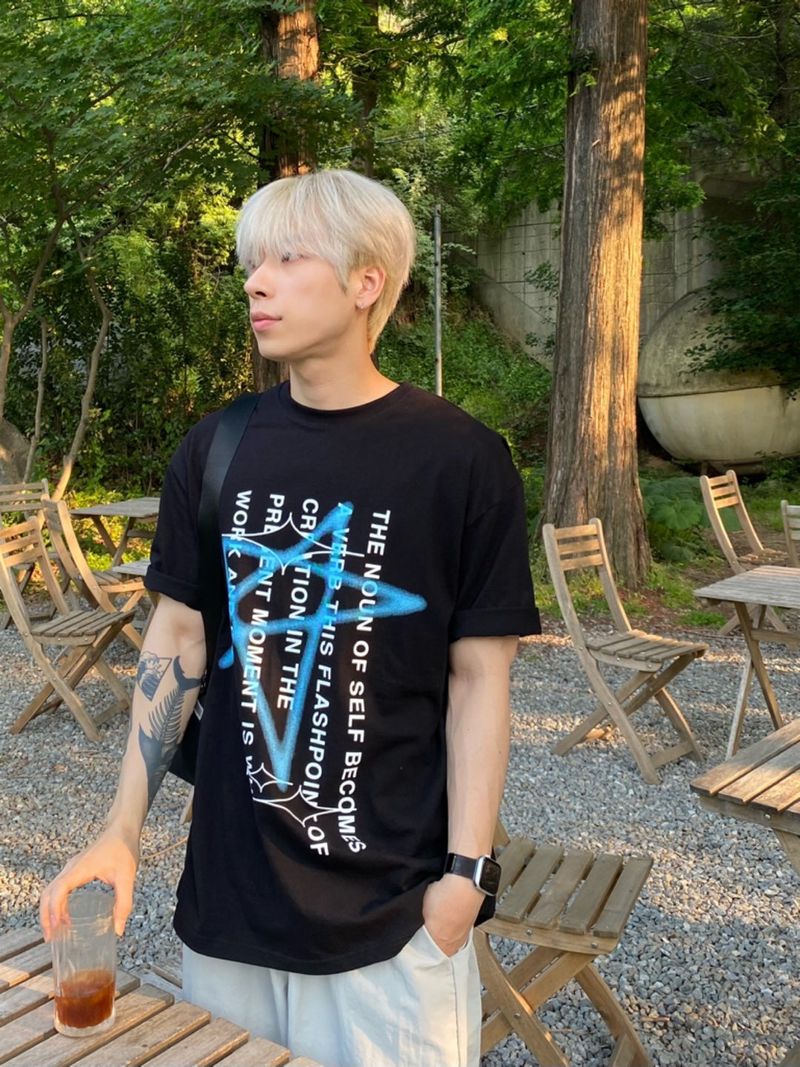 Star Spray Lettering Short Sleeve T 3C