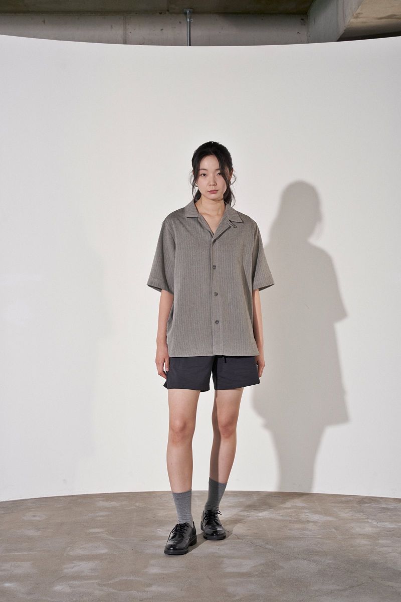 HERRINGBONE LINEN TAILORED 1/2 SHIRT (Black)
