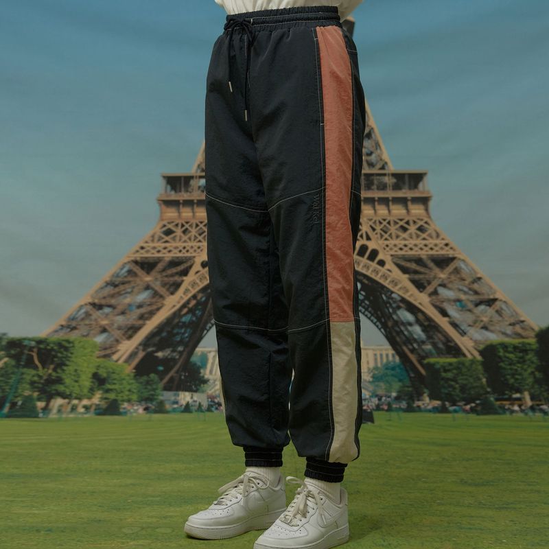 WaiKei（ワイケイ）の「Color block wind jogger pants（Pants）」