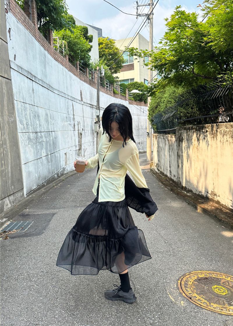 シースルーフリルロングスカート
