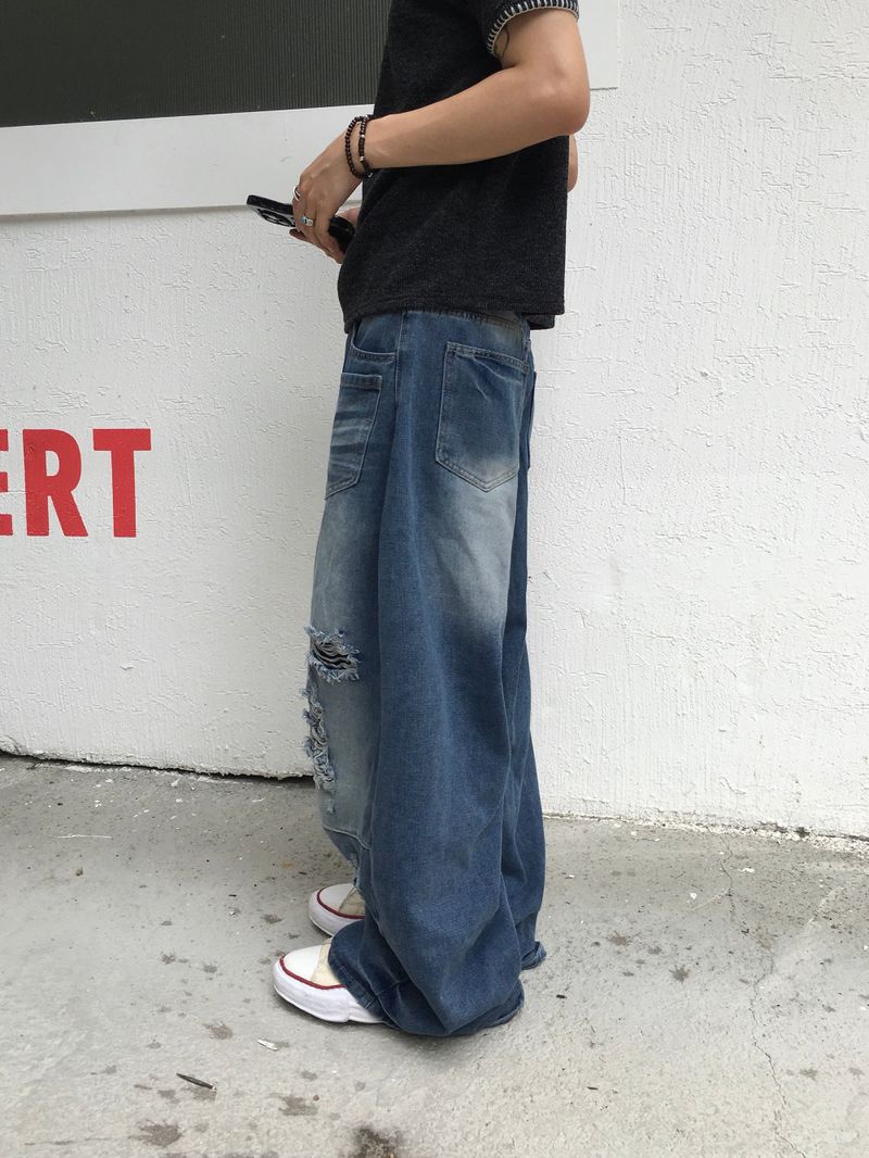 Wavy Cat Washed Distressed Denim Pants