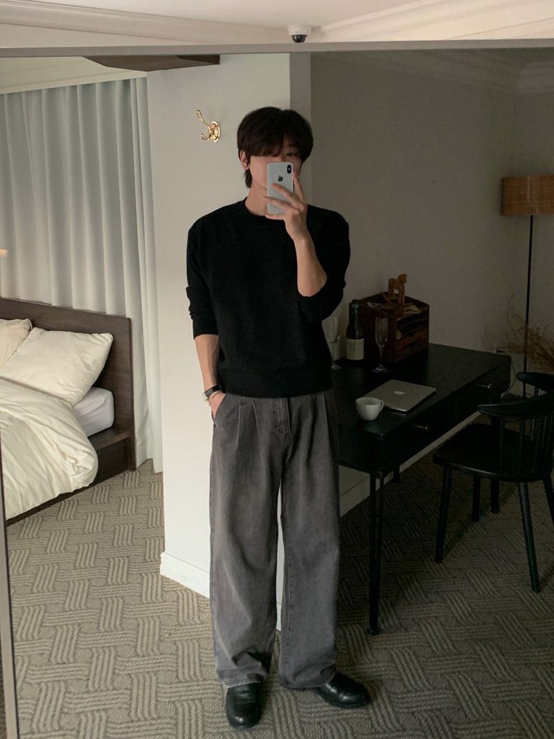 Even Soft Wool Round-Neck Knit