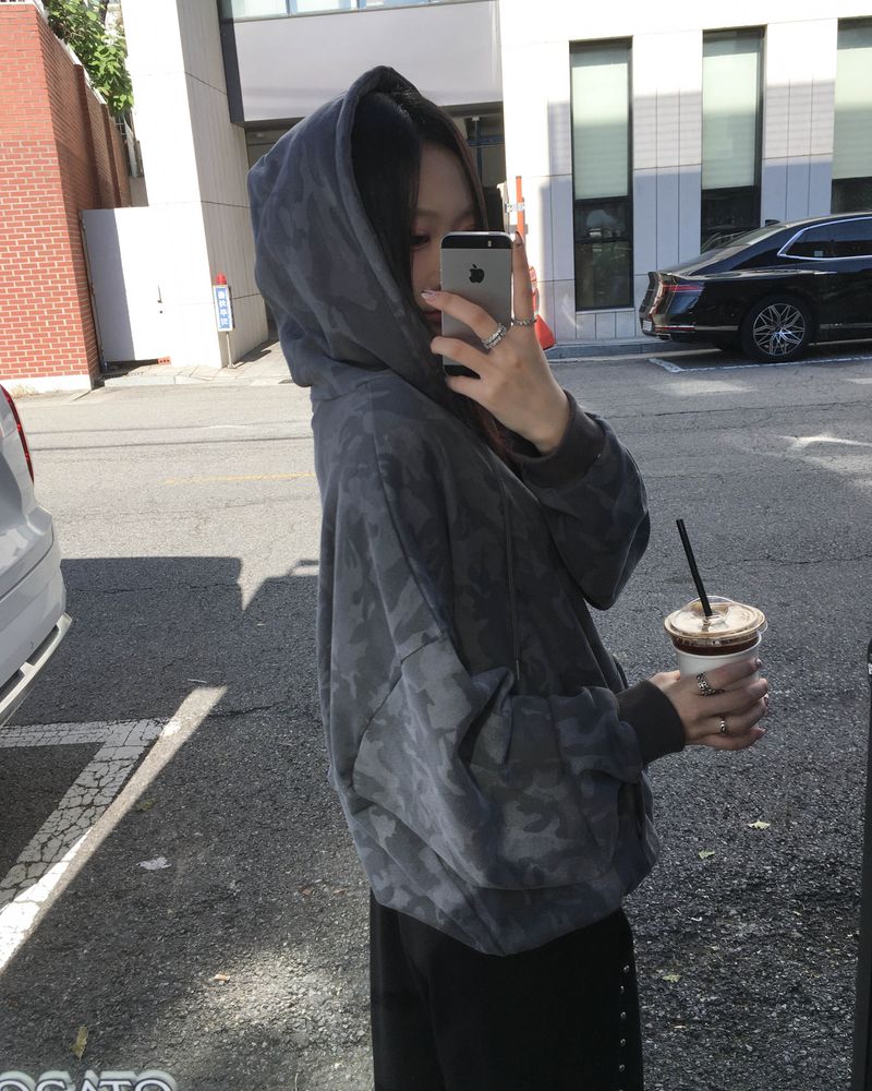 Camo heart hood jumper