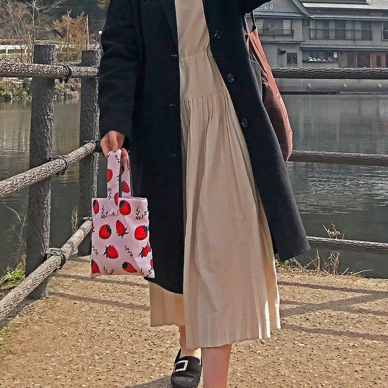 BANASIL SHOP（バナシルショップ）の「Strawberry MINI Bag（Bags）」