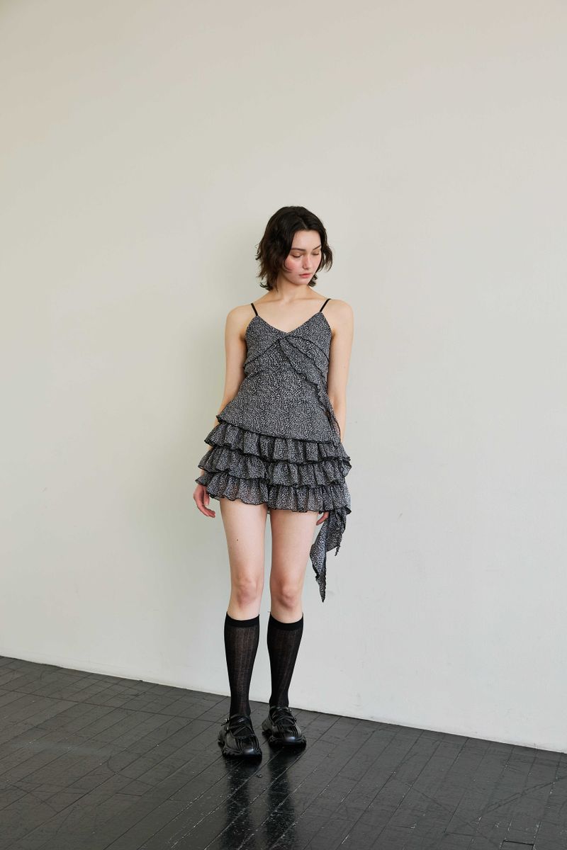 LEOPARD FRILL SLEEVELESS TOP / GRAY
