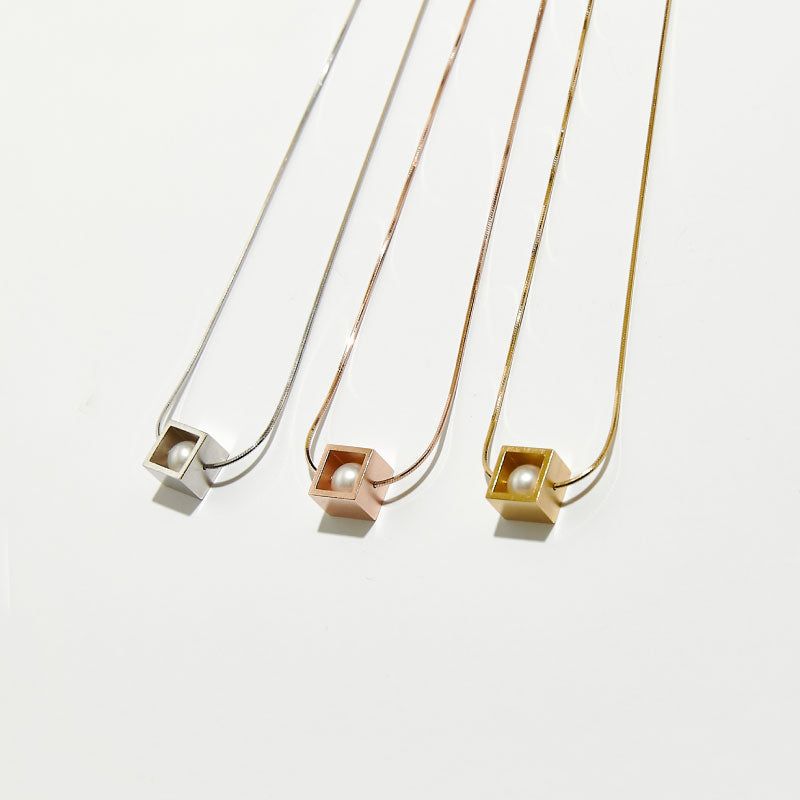 Open Cube Pearl Necklace