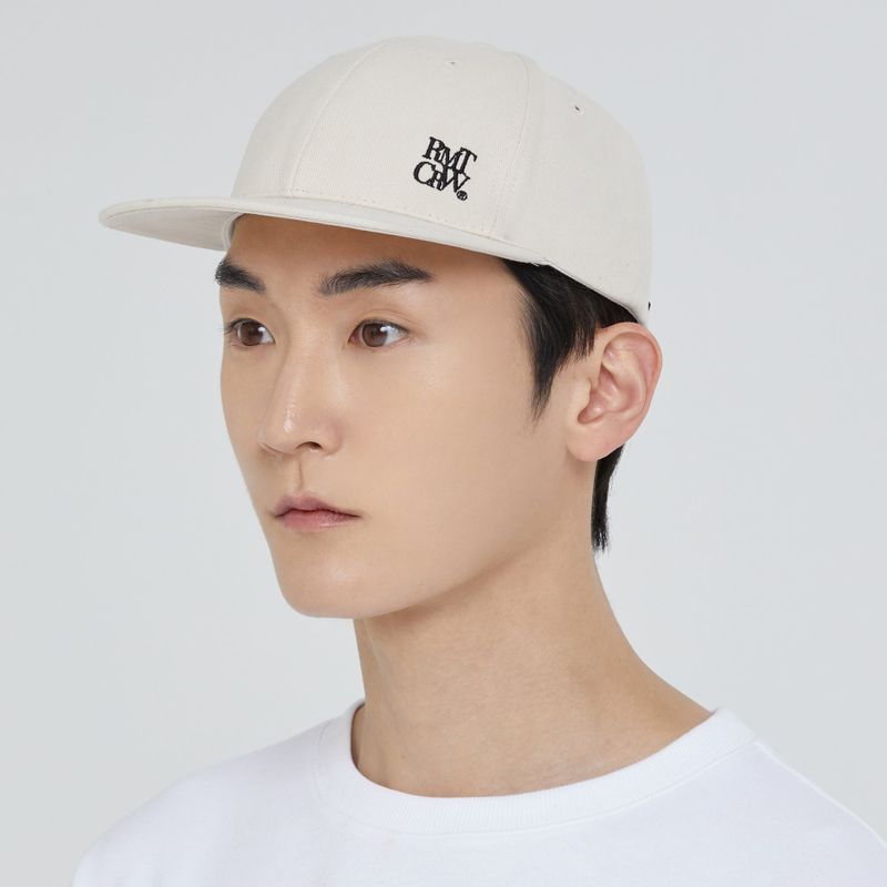 ROMANTIC CROWN（ロマンティッククラウン）の「RECENT LOGO STRAP BALL CAP_OATMEAL（Hats）」