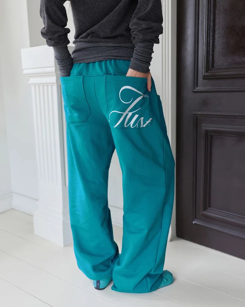 PORTERNA（ポルテナ）の「26SS★ SILVER GLITTER SWEAT PANTS（Pants）」