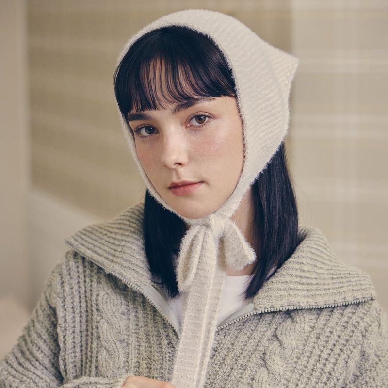 VARZAR Label Knit Bandana / Cream