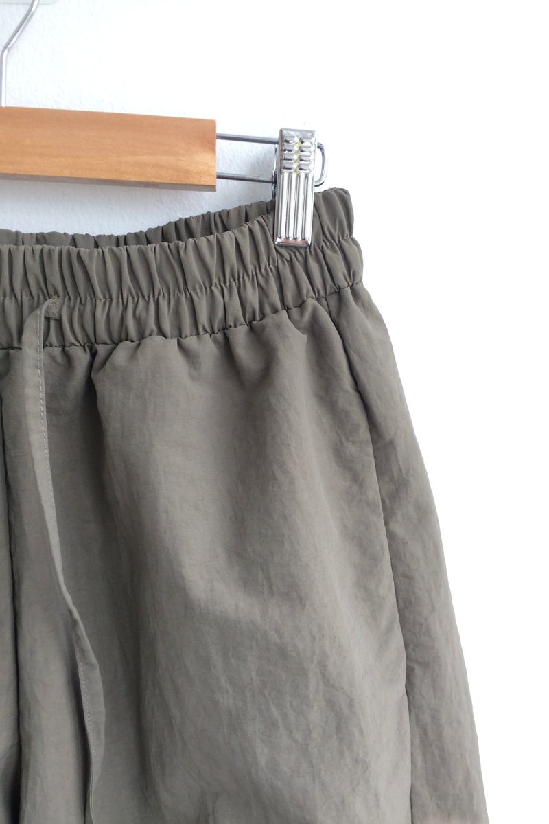 Basic Leaf Banding Pants