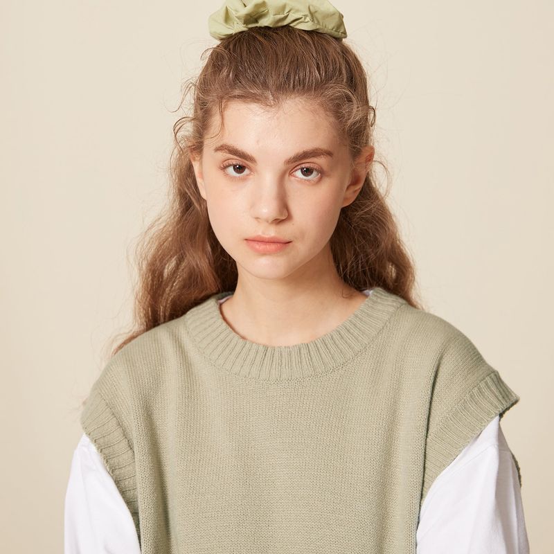 ROUND NECK KNIT VEST_LIGHT KHAKI