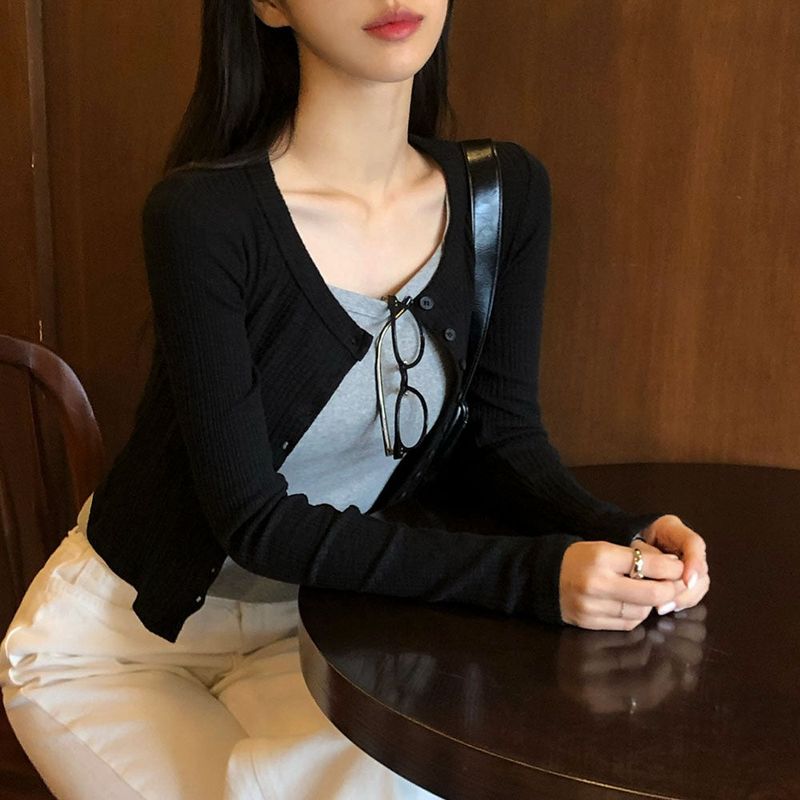 [BELLIDE MADE] Round Rib Slim Fit Cardigan
