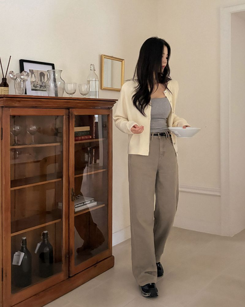 Along wide pants