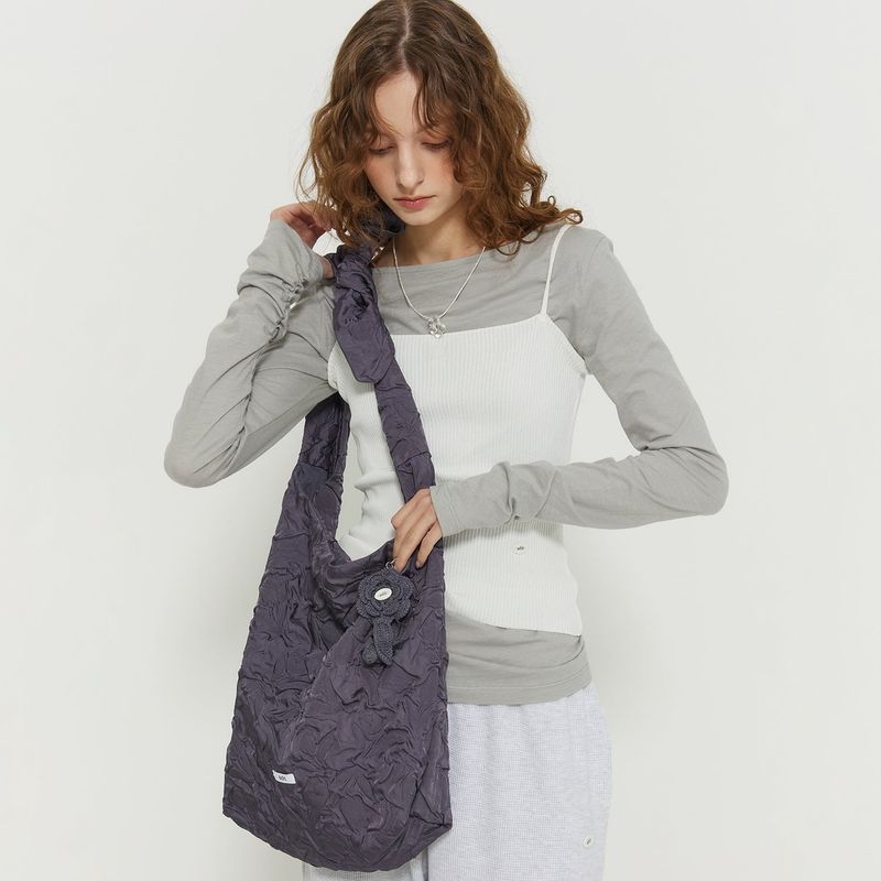 Crochet key ring_grey