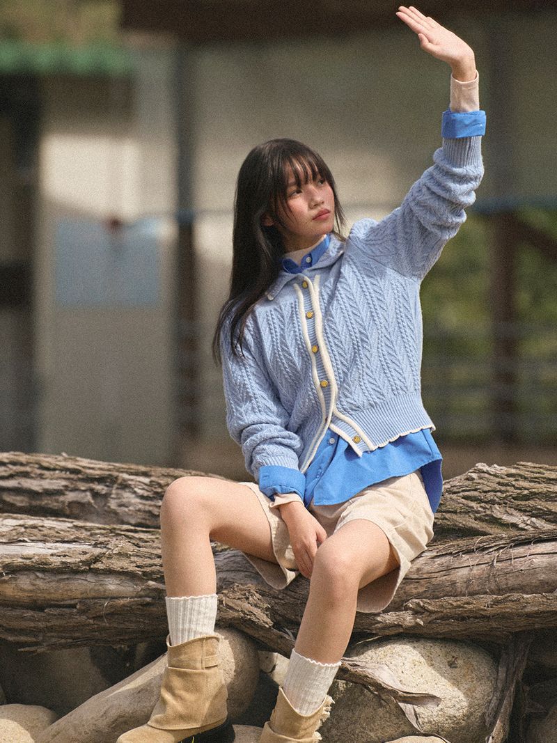 Wavy Collar Cable Merino Cardigan (Light Blue)