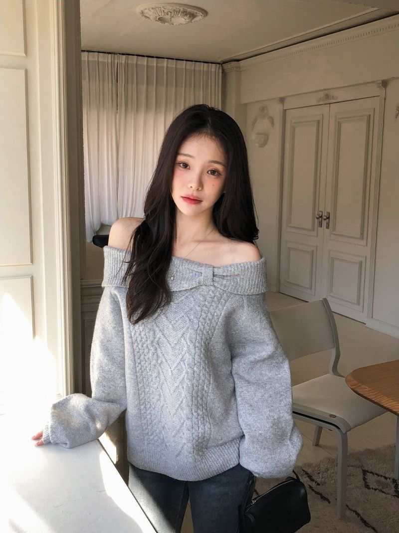 SHOPPERLAND（ショッパーランド）の「Present Ribbon Twist Loose Off Shoulder Knit (4color)（Tops）」