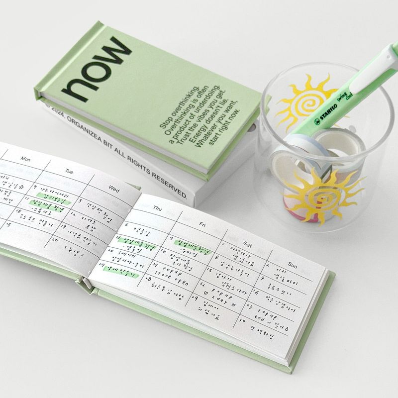 oab now diary / hard cover handy scheduler