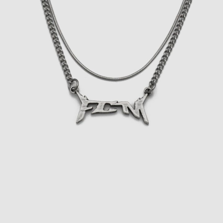 FOURCOMMA(フォーコンマ)の「LAYERED LOGO NECKLACE(Accessories)」