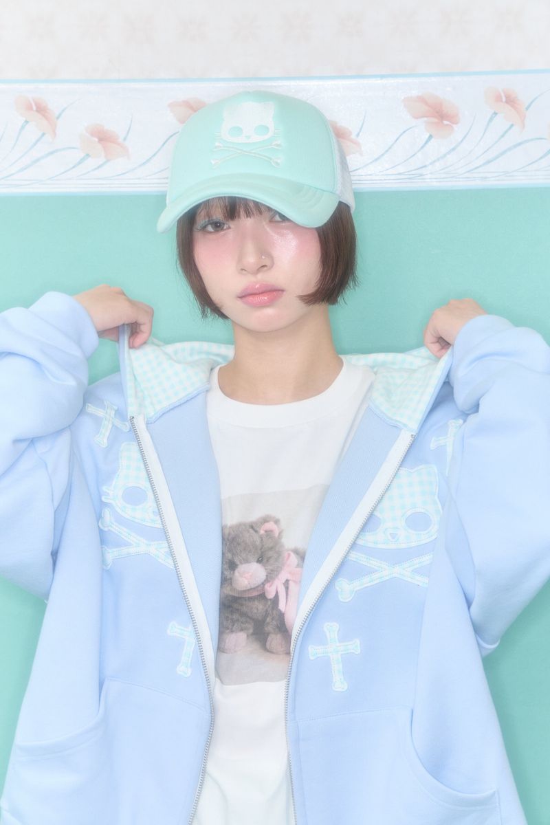 KIRI SKULL PATCH HOODIE (BLUE)