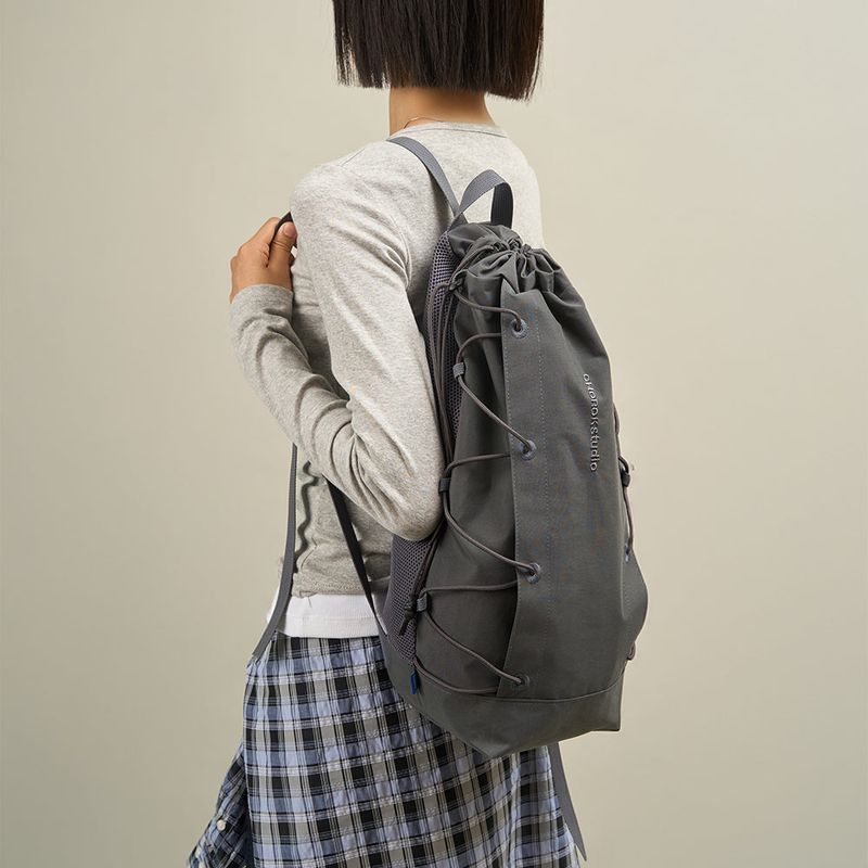 CHOROKstudio（チョロッスタジオ）の「Larva Bag ( Grey)（Bags）」