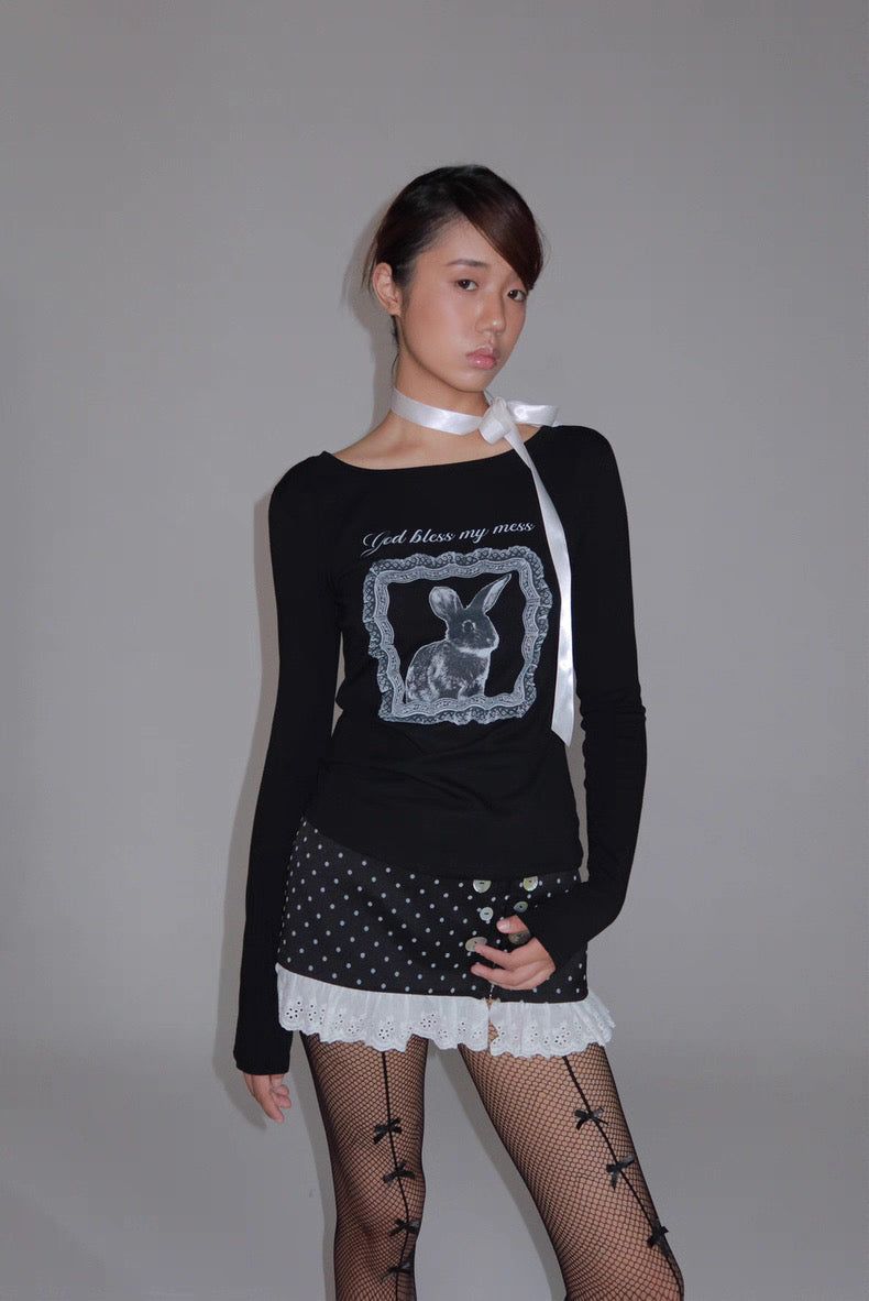 eatmeplz* ブラックレースラビット ラウンドネック プリントフィット長袖Tシャツ