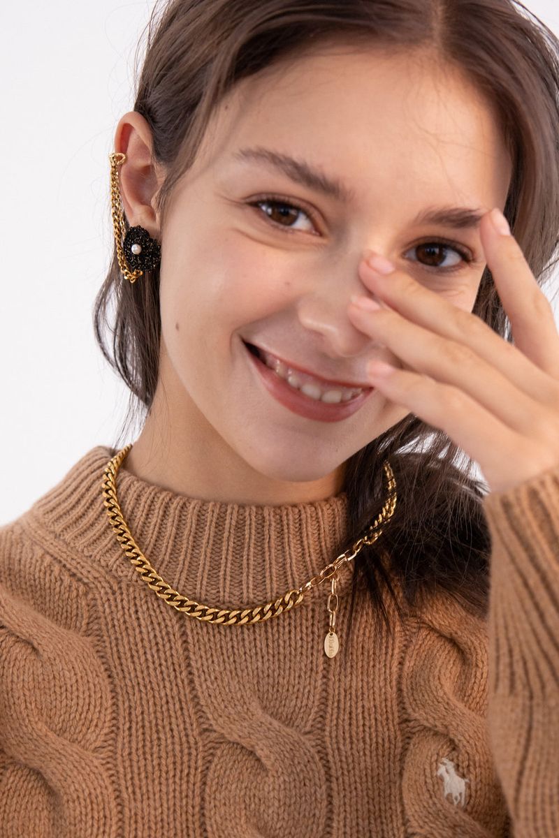 Surgical bold chain necklace