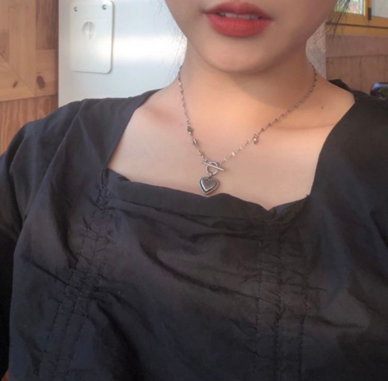 eh Unique Heart Surgical Toggle Bar Necklace